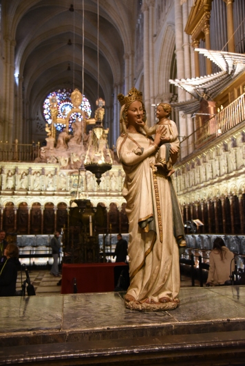 A 13th century "White Mary"